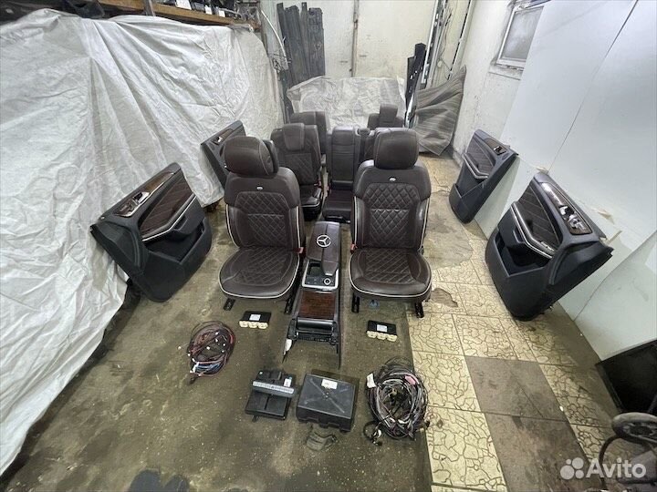 Салон Designo коричневый Мерседес x166 GL 166 GLS