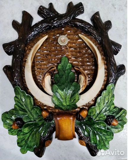 Резные медальоны