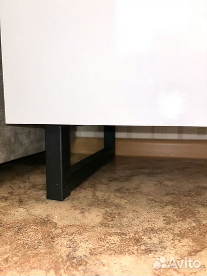 Шкаф распашной плательный