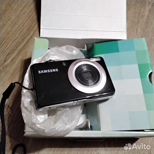 Старый фотоаппарат samsung