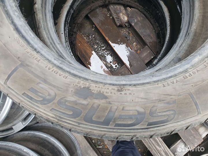 Kumho Sense KR26 225/55 R17