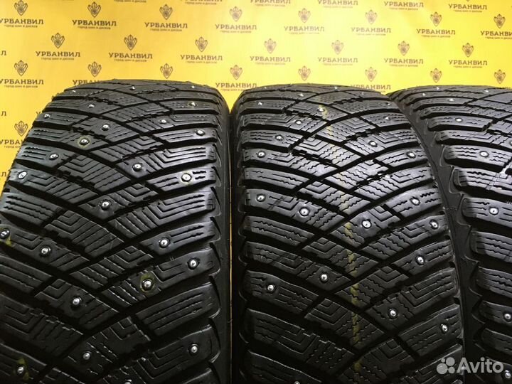 Goodyear Ultragrip Ice Arctic 215/55 R17 98T