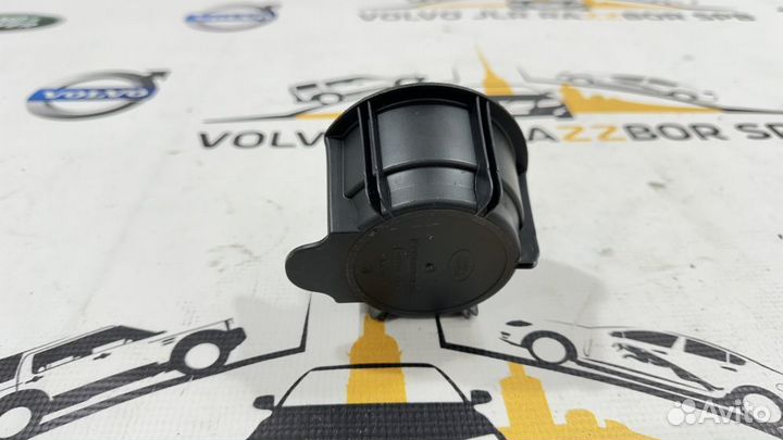 Подстаканник центральной консоли LR Discovery 3