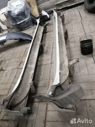 Продам пороги на прадо 150