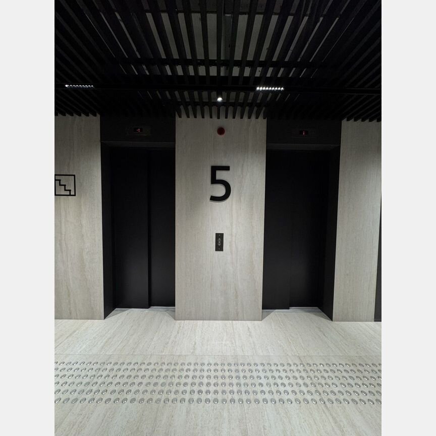 2-к. квартира, 75,9 м², 5/17 эт.