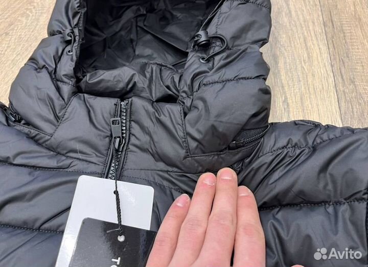 Куртки Tommy Hilfinger спортивные