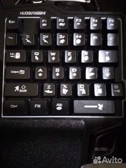 Игровая клавиатура с подсветкой