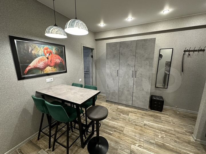 2-к. квартира, 42 м², 1/5 эт.