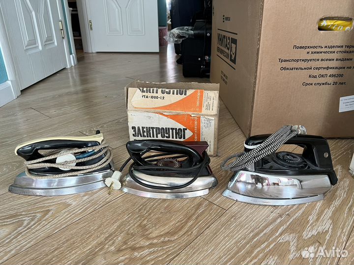 Утюг советский работает