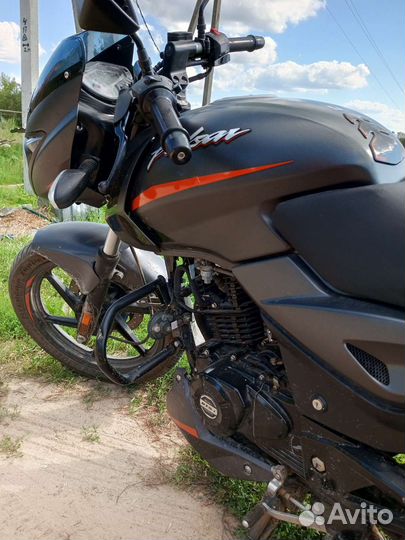 Мотоцикл Pulsar Bajaj 180