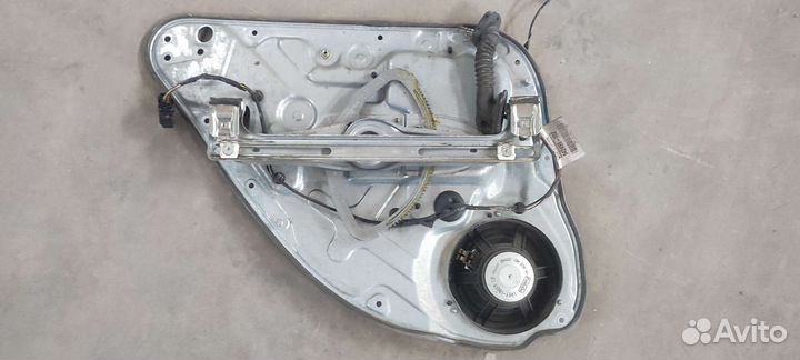 Стеклоподъемник задний правый Ford Kuga