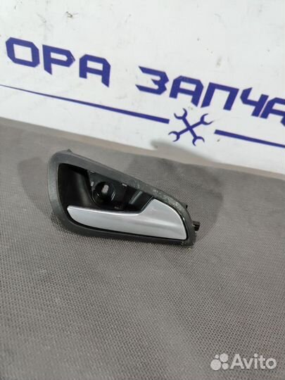Ручка двери внутренняя правая Ford Focus 3
