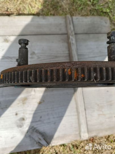 Продам маховик мтз под стартер