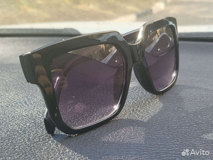 Солнцезащитные очки женские