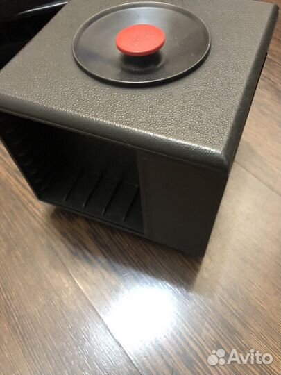 Стойка под аудиокассеты и vhs