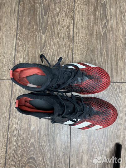 Бутсы adidas predator