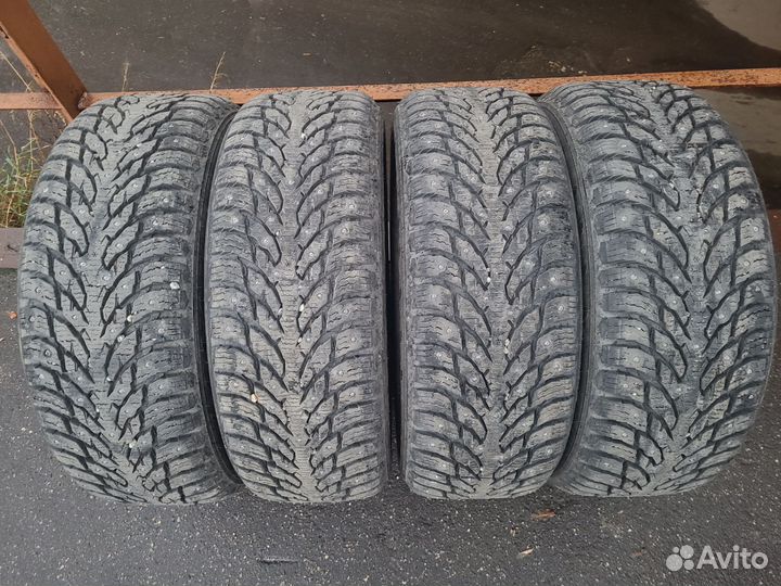 Nokian Tyres Hakkapeliitta 9 SUV 225/55 R18 102T