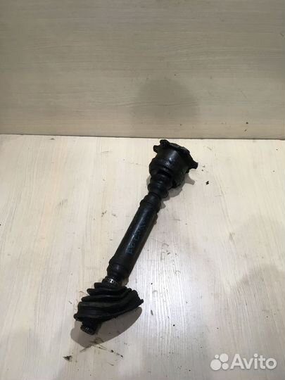 Полуось правая Ауди А6 С5 2.4 АКПП
