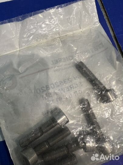 Винт регулировки форсунки Detroit Diesel 23520820