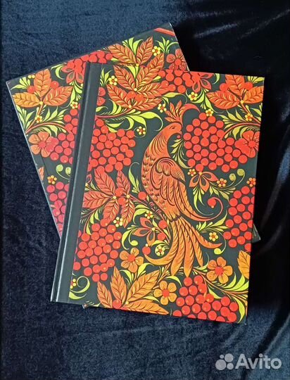 Набор посуды Хохлома и книга-альбом про Хохлому