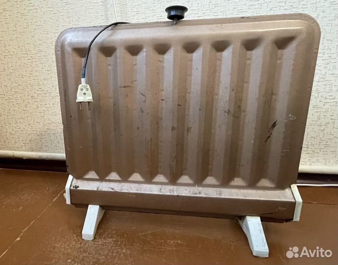 Печка (масляный обогреватель)