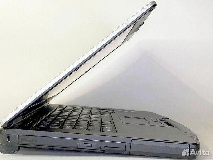 Panasonic CF-53 MK-4 8Gb SSD 320Gb intel HD graphics