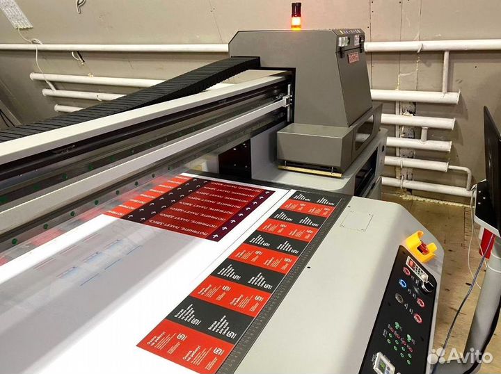 Планшетный уф принтер. Арт 7693