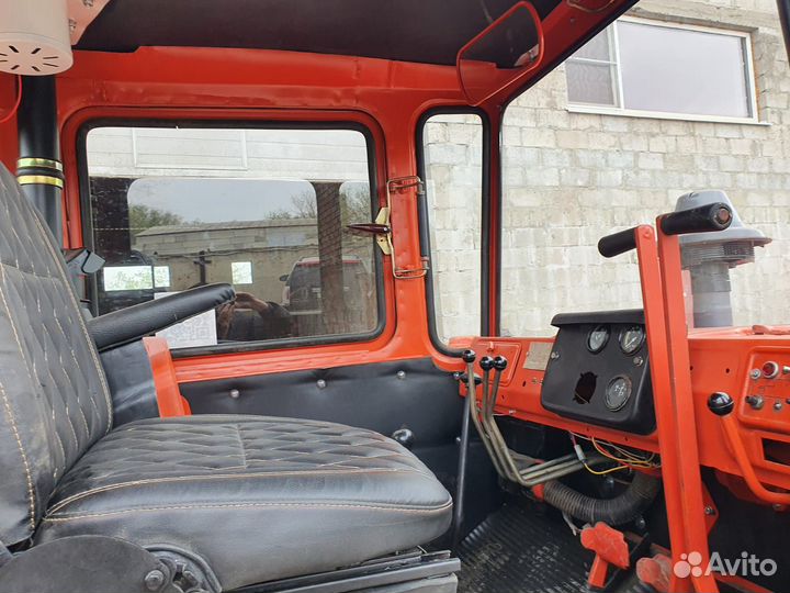 Трактор ВгТЗ ДТ-75, 2005