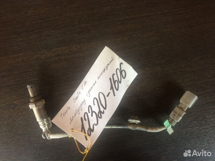Датчик кислородный второй Toyota Corolla E150 1.6