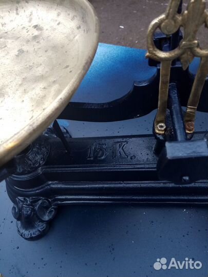 Весы старинные