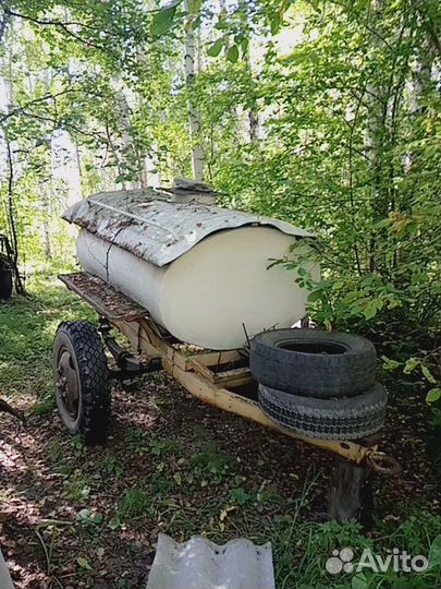Прицеп заводской Газ (есть шильдик) с бочкой без