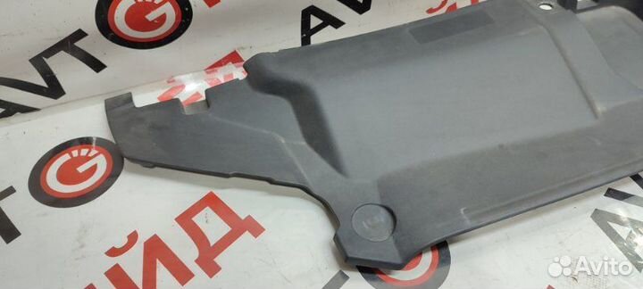 Накладка на телевизор Audi A6 4G CGW 18.04.2011