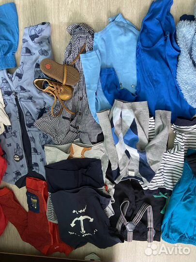 Детские вещи коробкой