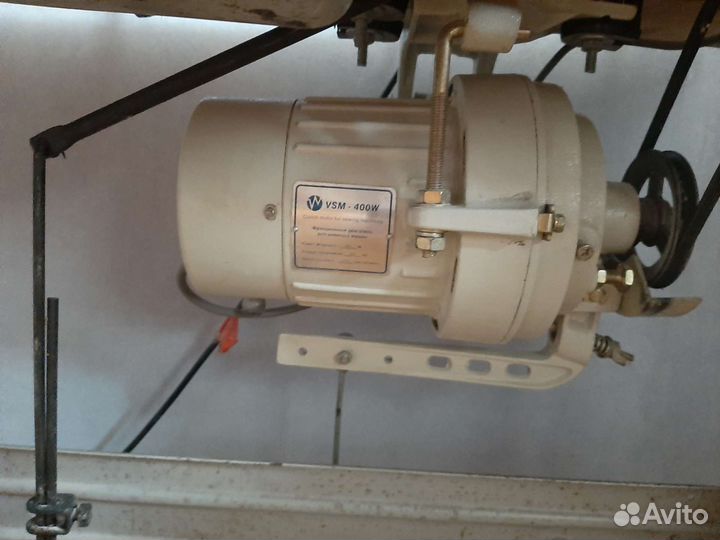 Швейная машина