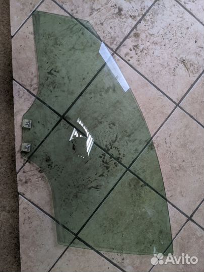 Стекло боковое переднее левое Mazda CX 7 оригинал