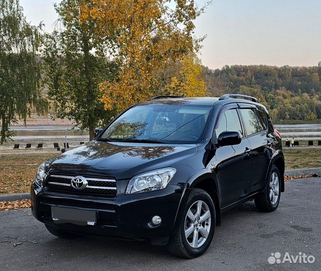 Toyota RAV4 2.4 AT, 2008, 230 000 км