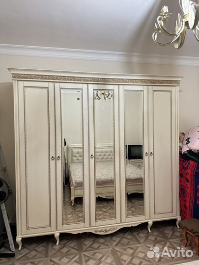 Спальный гарнитур бу