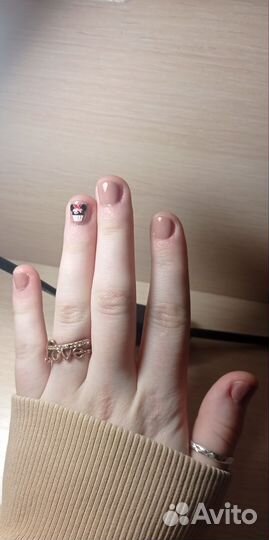 Нужны модельки на маникюр