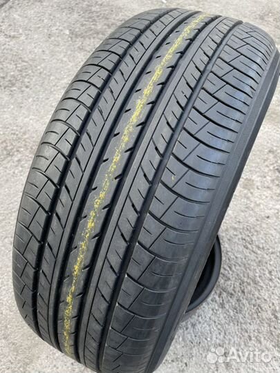Yokohama dB Decibel E70B 215/55 R17