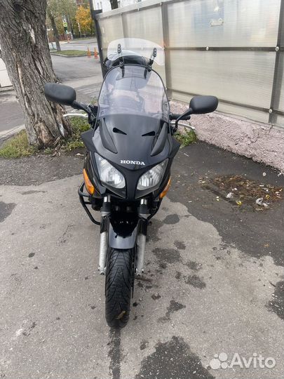 Honda sbf600 2005 год с абс