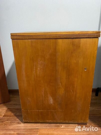 Швейная машина Чайка 143