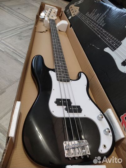 Бас гитара Denn /обмен