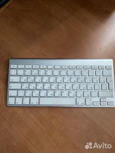 Клавиатура Apple