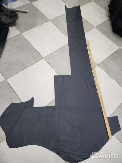 Лоскут темно-синей натуральной кожи 1.2 мм