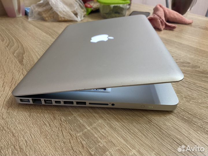 Apple MacBook pro 13 2011