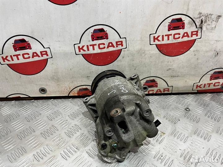 Компрессор кондиционера Opel Astra J