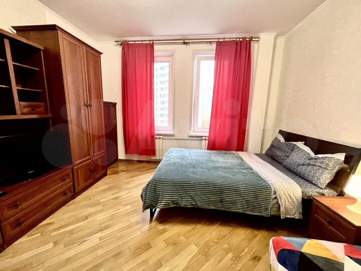 1-к. квартира, 40 м², 8/17 эт.