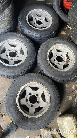 Литые диски с резиной.R14 5*139.7 Нива