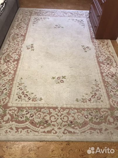 Ковер шерстяной