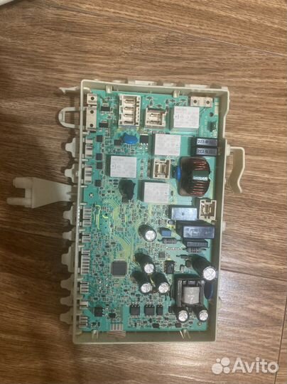 Запчасти на стиральную машинку AEG L98699FL